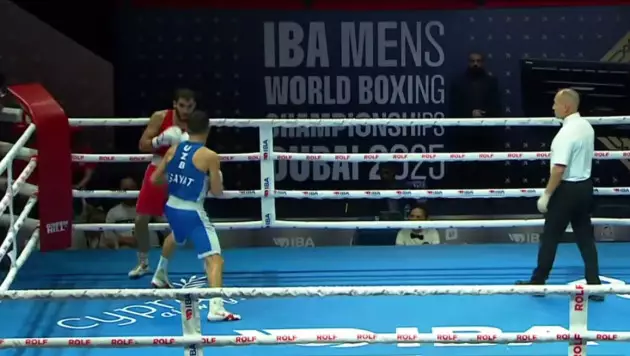 Этнический казах из сборной Узбекистана досрочно победил на ЧМ по боксу