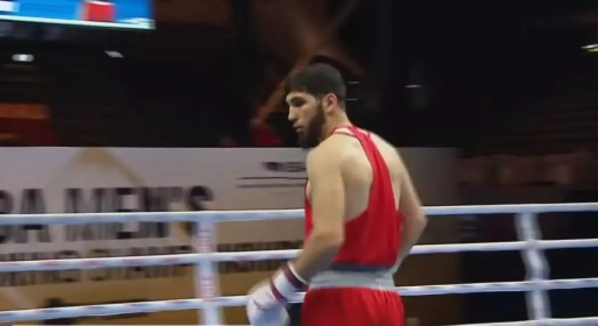 Әлем чемпионаты: қазақстандық боксшы алғашқы раундта нокаутпен жеңді