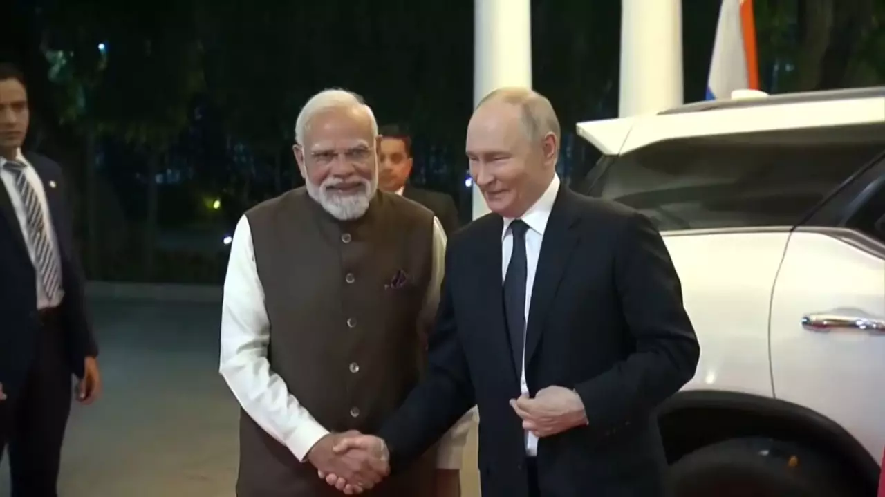 В. Путин Үндістанға не үшін барды?