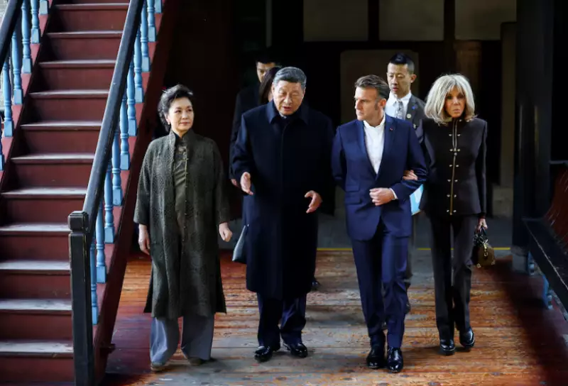 Редкий жест: Си Цзиньпин сопровождал Макрона на юго-западе Китая