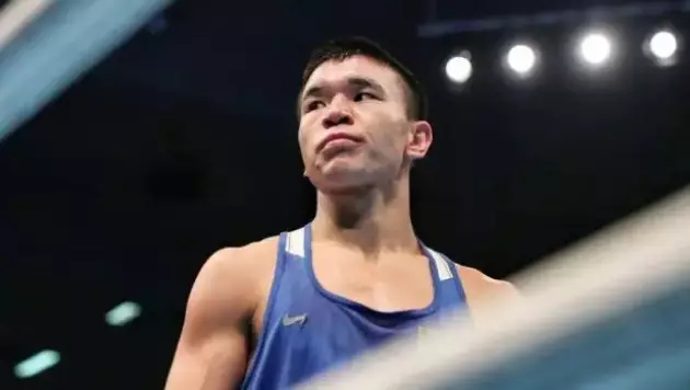 После разгрома и нокаута стали известны первые соперники казахстанцев на ЧМ-2025 по боксу от IBA