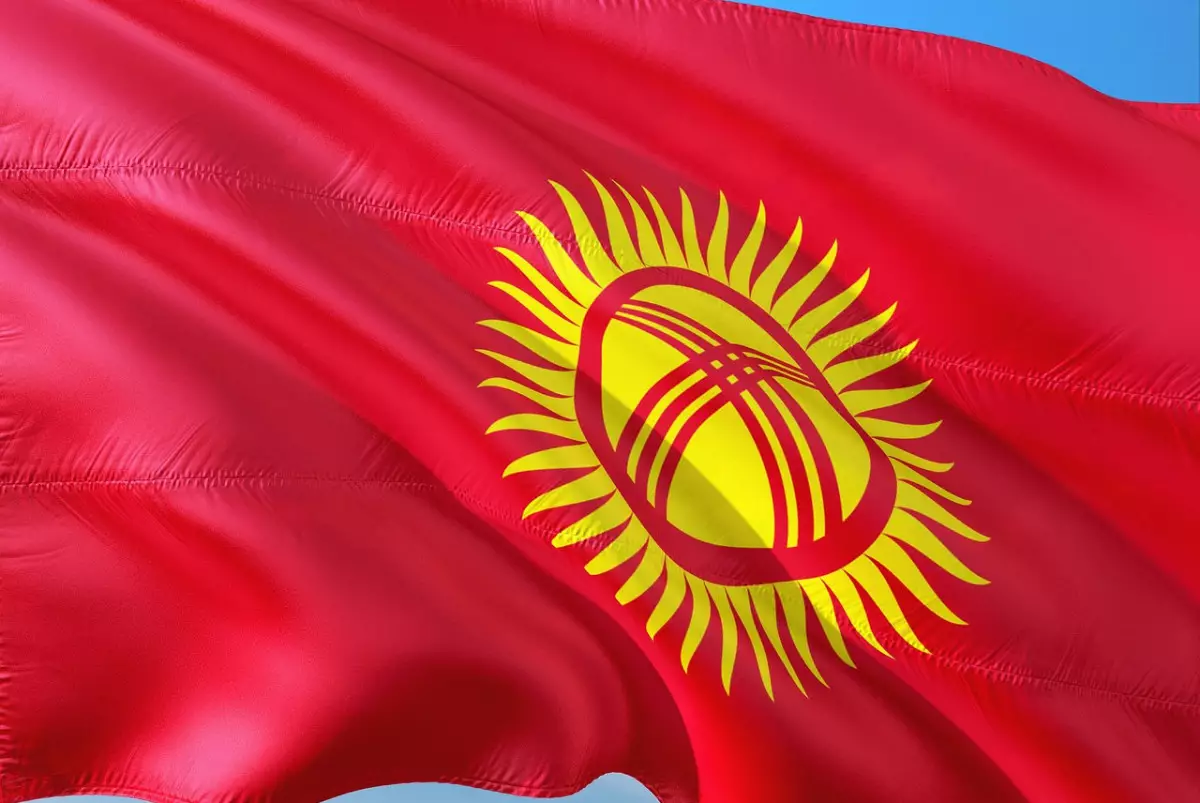 Новые миграционные правила Кыргызстана для казахстанцев: что важно знать