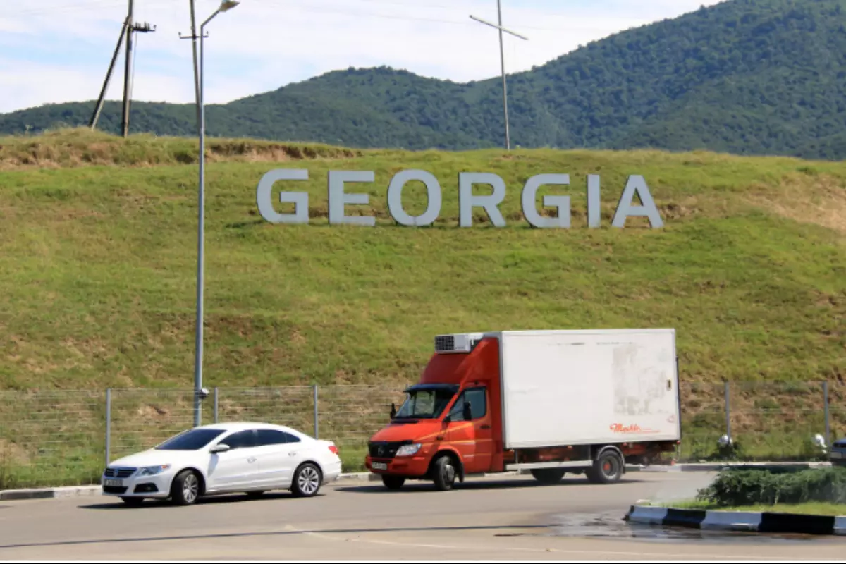 Без страховки в Грузию не пустят: что должны знать казахстанские туристы