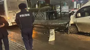 Астанадағы жантүршігерлік апат: автобус жүргізушісі қаза тапты