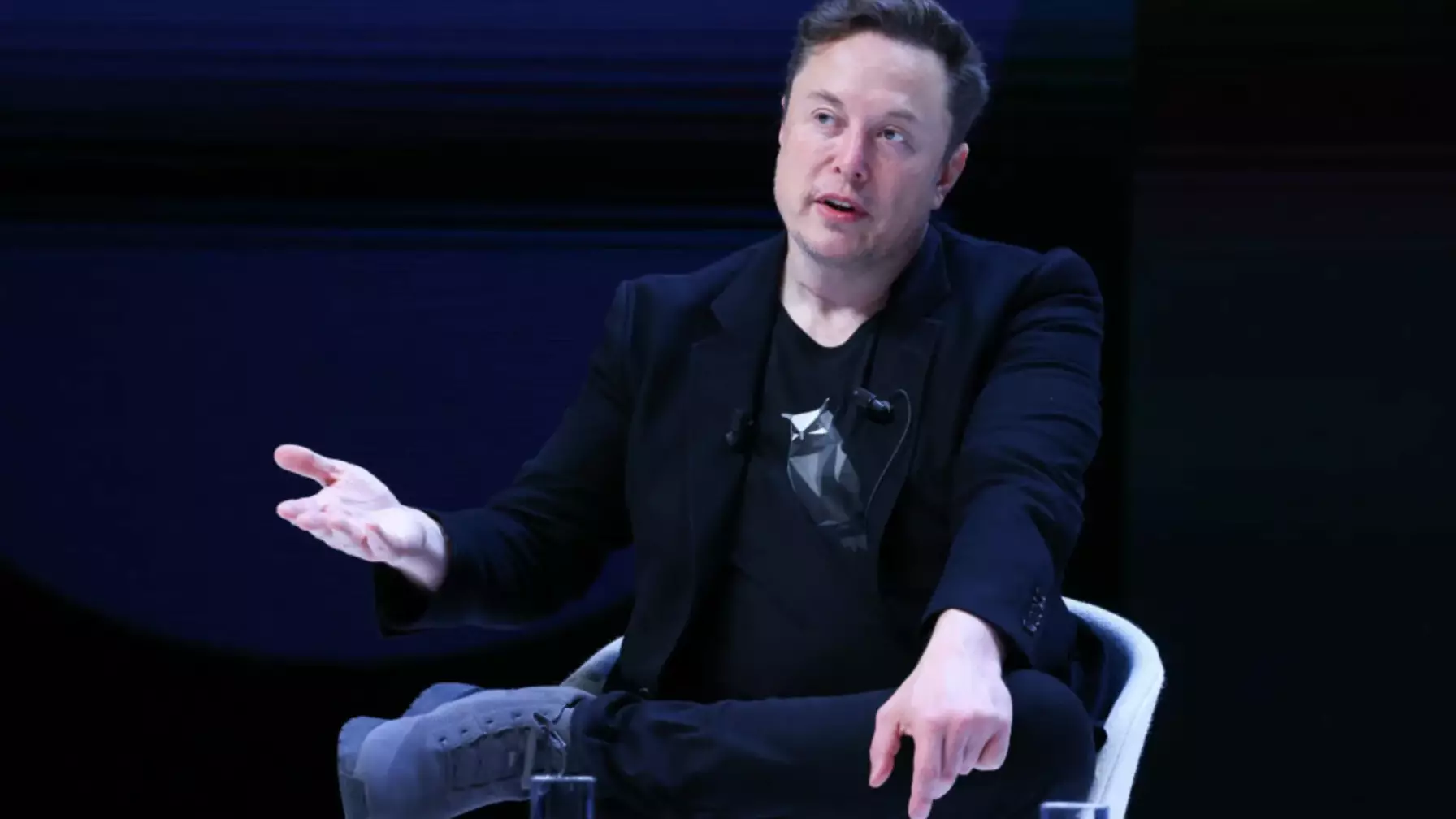 Илон Маск тағы бір қауіпті болжам жасады