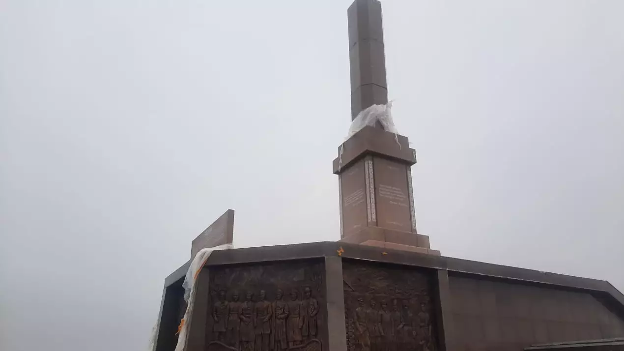 СҚО әкімі Міржақып Дулатовтың ескерткіші не себепті қиратылғанын айтты