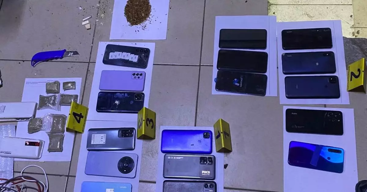   Оралда түрмеге 17 телефонды кіргізу әрекетіне тосқауыл қойылды   