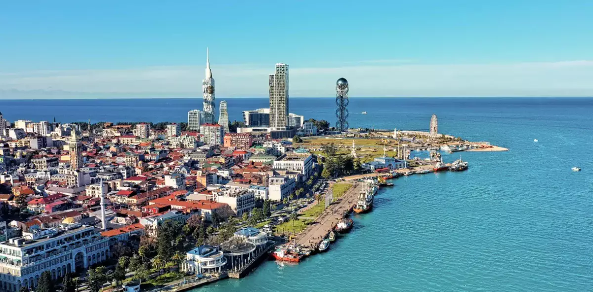 В Батуми арестовали казахстанских топ-менеджеров за тайный сбыт нефти