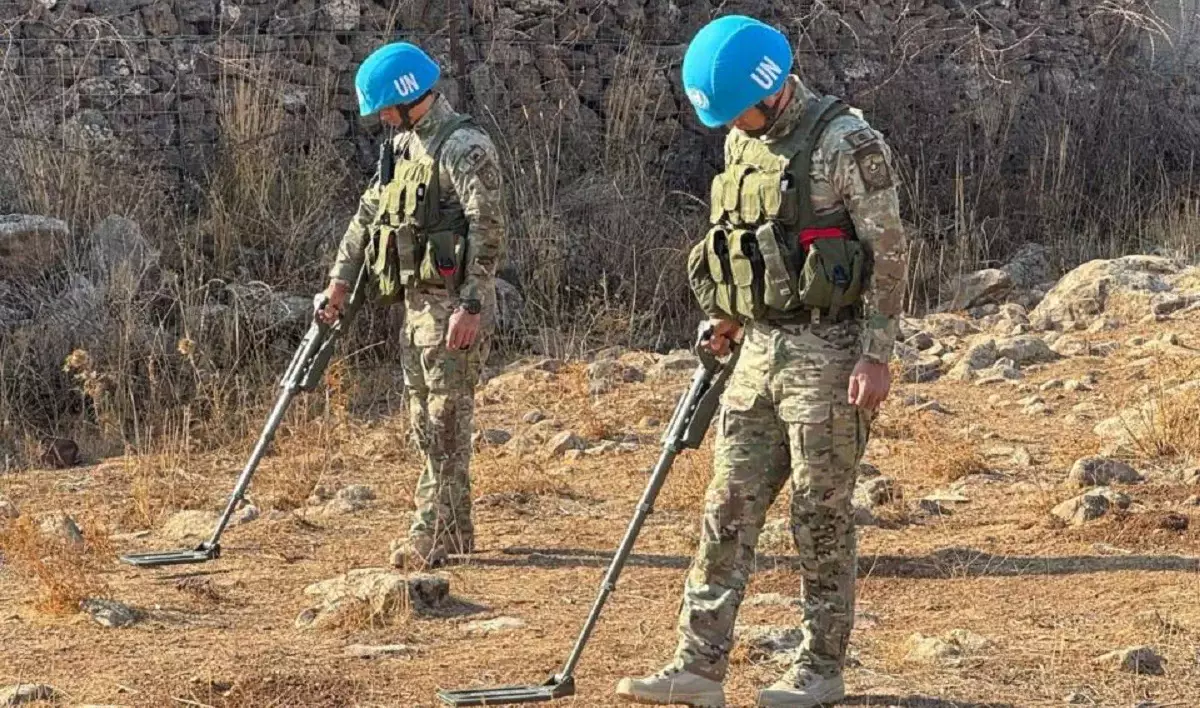 Голан жоталарында жүрген қазақстандық саперлер 500-ден астам жарылғыш затты тауып, көзін жойды