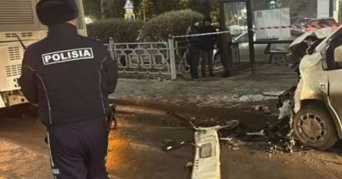  Астанада автобус апатқа ұшырап, бір адам қаза тапты 