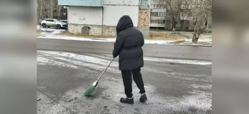 К исправительным работам привлекли девушку за пьяную драку в кафе Экибатуза