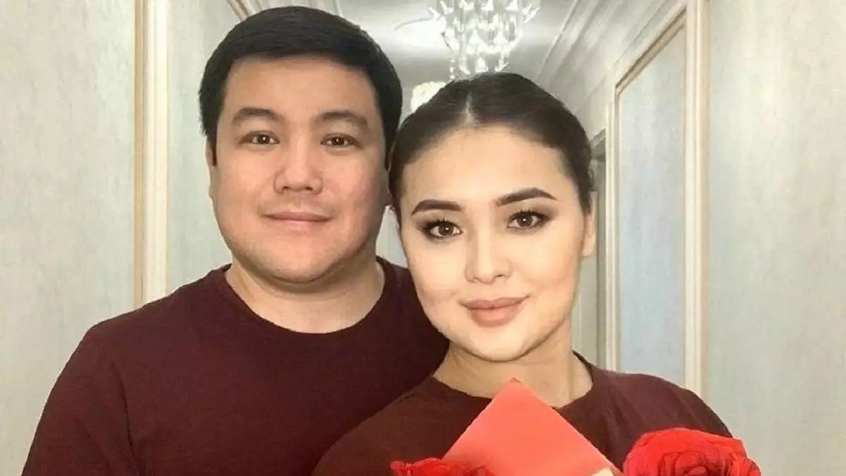 “Балаларымның анасы…”: Тұрсынбек Қабатов ел алдына шығып, Мөлдір Мұқан жайлы бар шындықты айтты