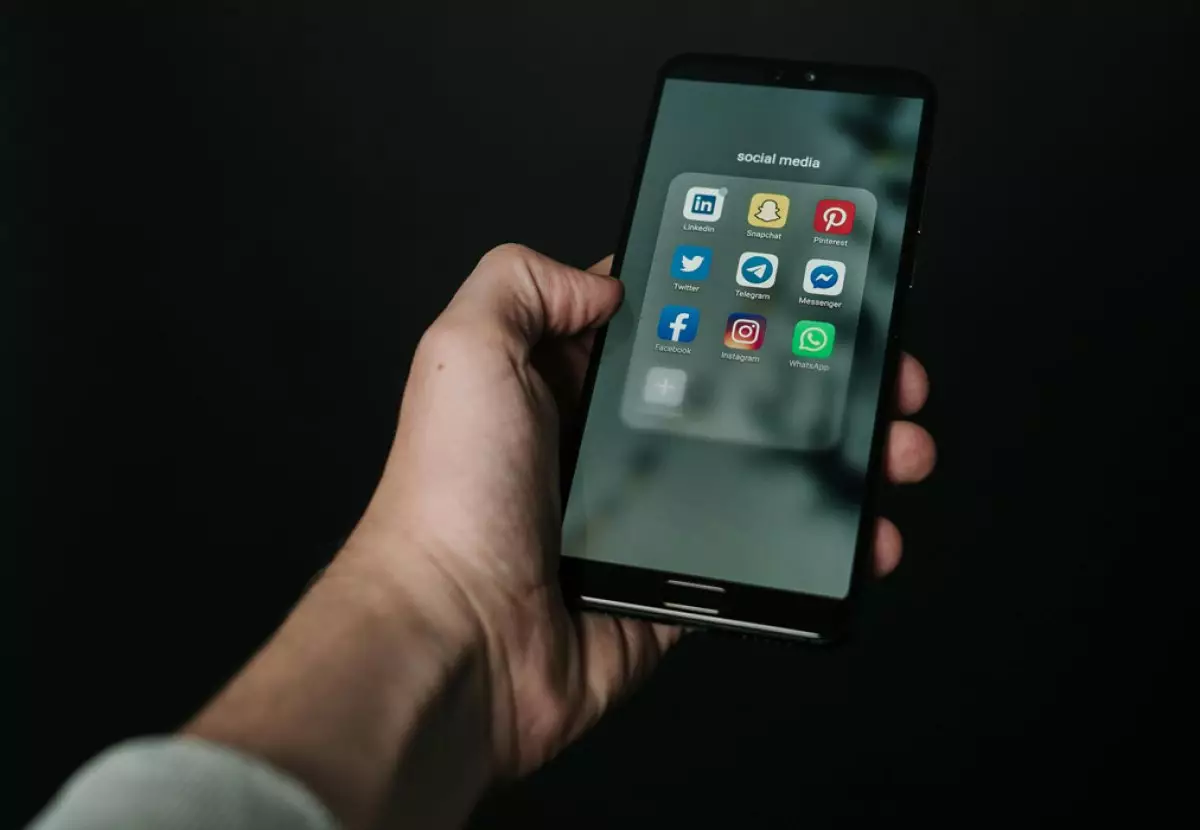 Meta сокращает инвестиции в метавселенную и готовится к увольнениям