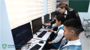 Алматы мектептерінде «Qarzhy Saqshysy» қаржылық қауіпсіздік бойынша білім беру жобасы өтіп жатыр