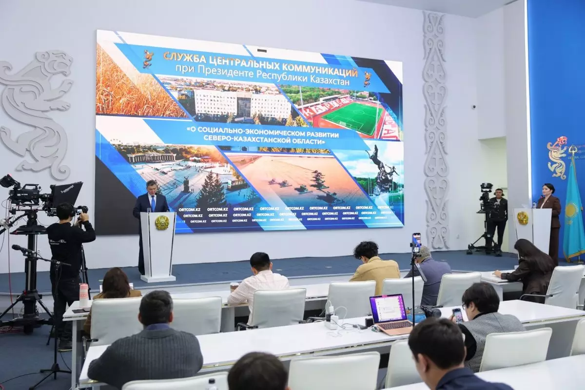 4,5 км теплотрассы и 76 км линий электроснабжения: в СКО обновляют сети ЖКХ