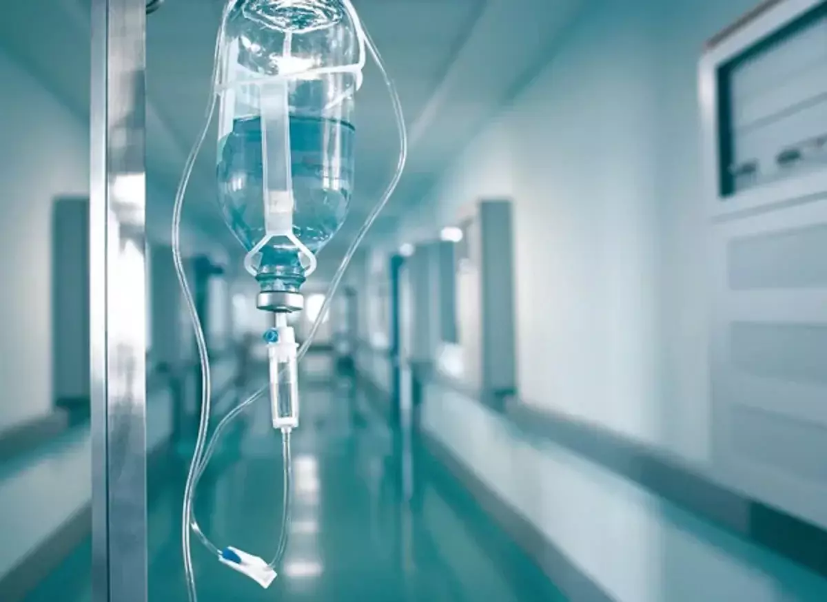 Петропавлда интернет тартпақ болған жұмысшы биіктен құлап, қаза тапты