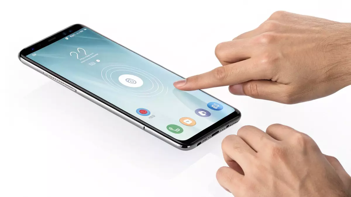 Прикоснуться к другому человеку через экран стало реальностью