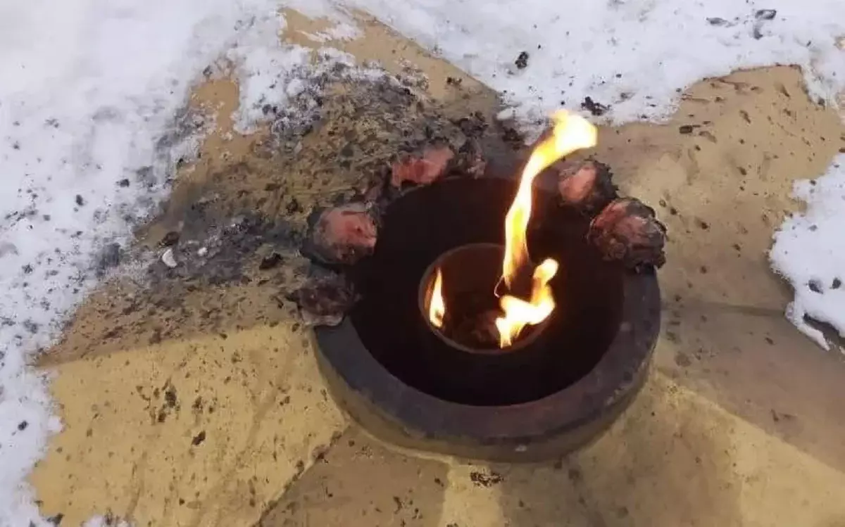 ШҚО-да Мәңгілік алауға тауық қуырғандар іздестіріліп жатыр