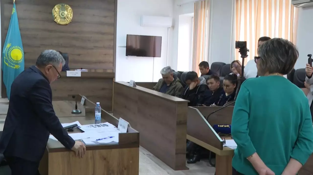 Айзаттың анасы: Күйеу бала қызыма бұрыннан қол көтерген