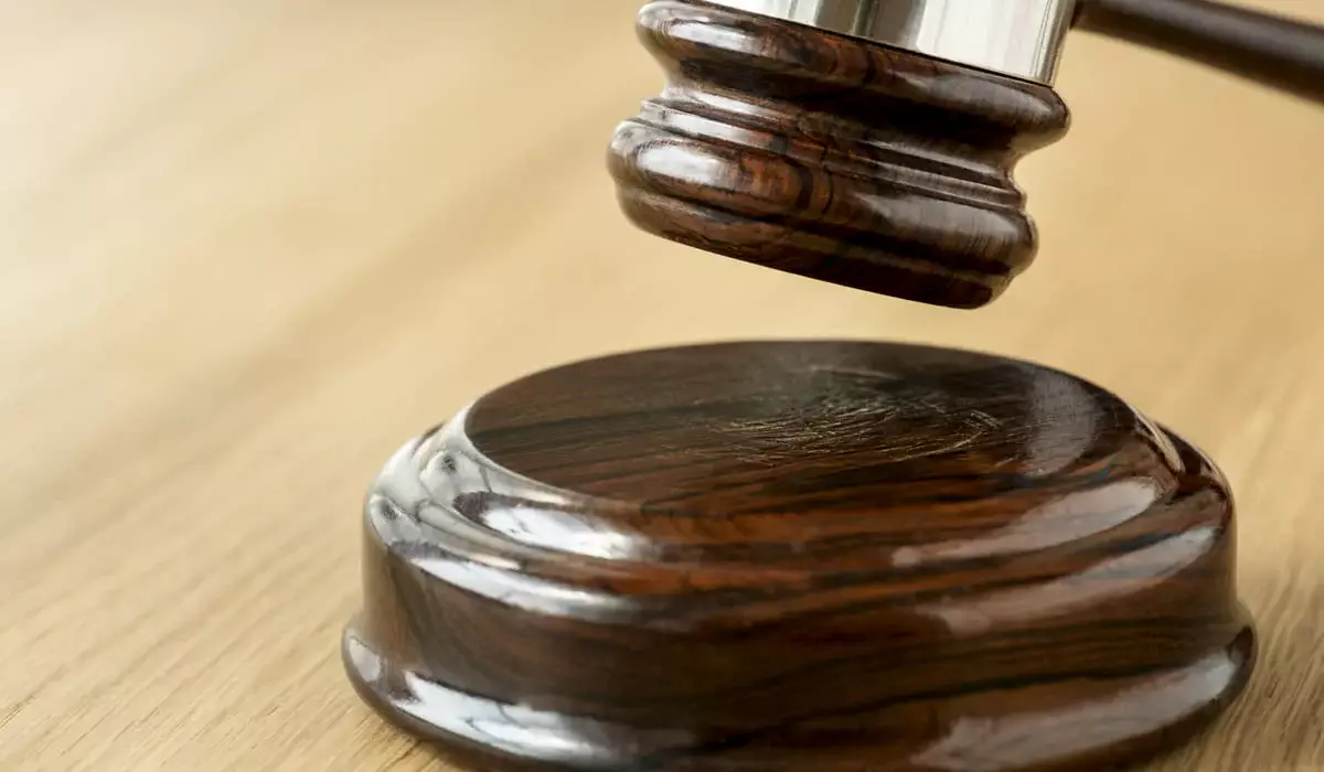 Подростку вынесли приговор за слово «мусор» в Актау