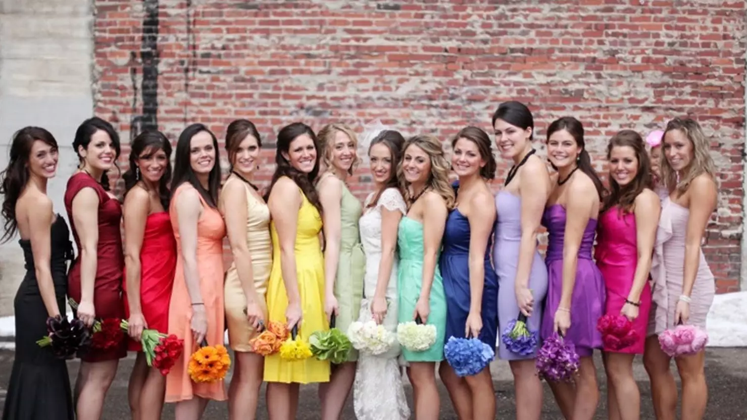 2026 жылы қандай түсті киімнің трендте болатыны анықталды