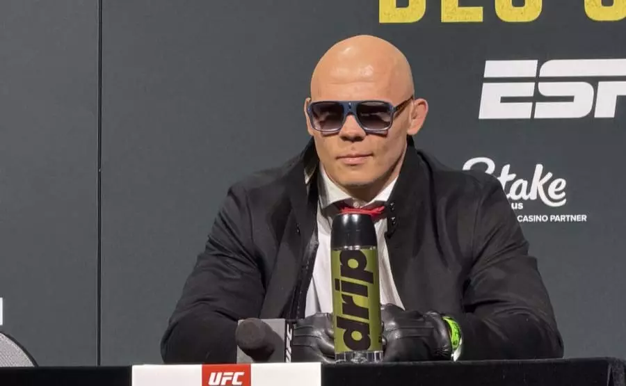 Өзбекстандық UFC файтері әйгілі видеойын образында шықты