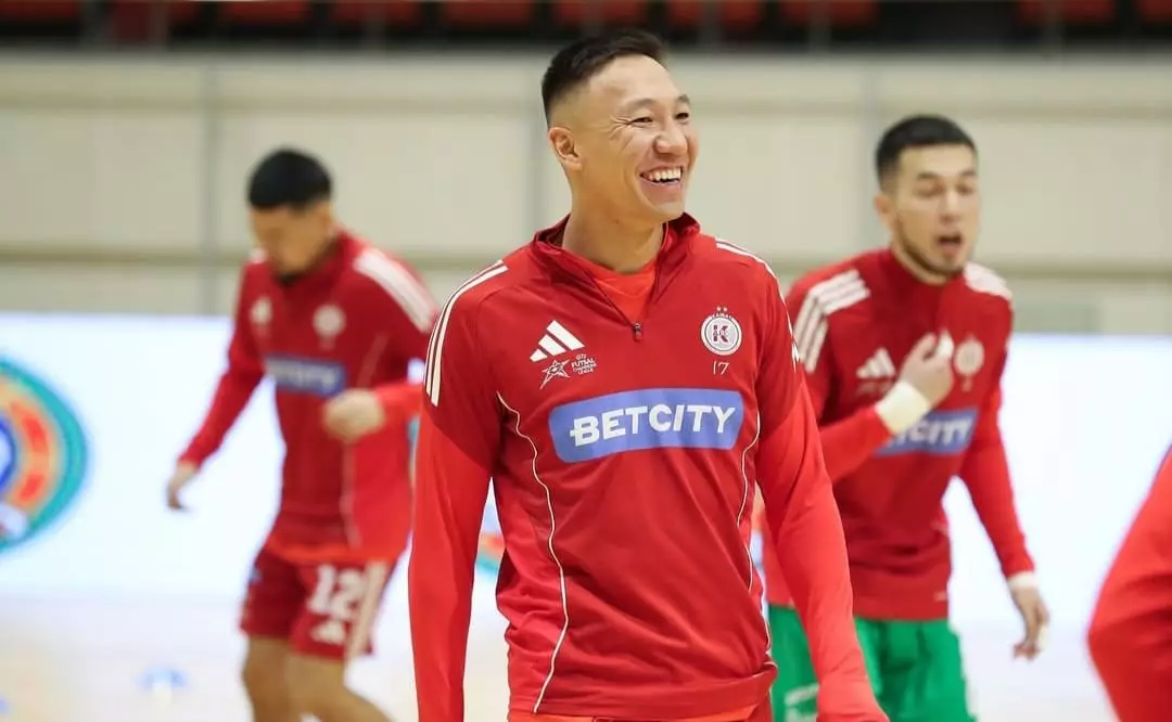 Біржан Оразов дубль жасап, «Қайратты» ЧЛ ширек финалына шығарды