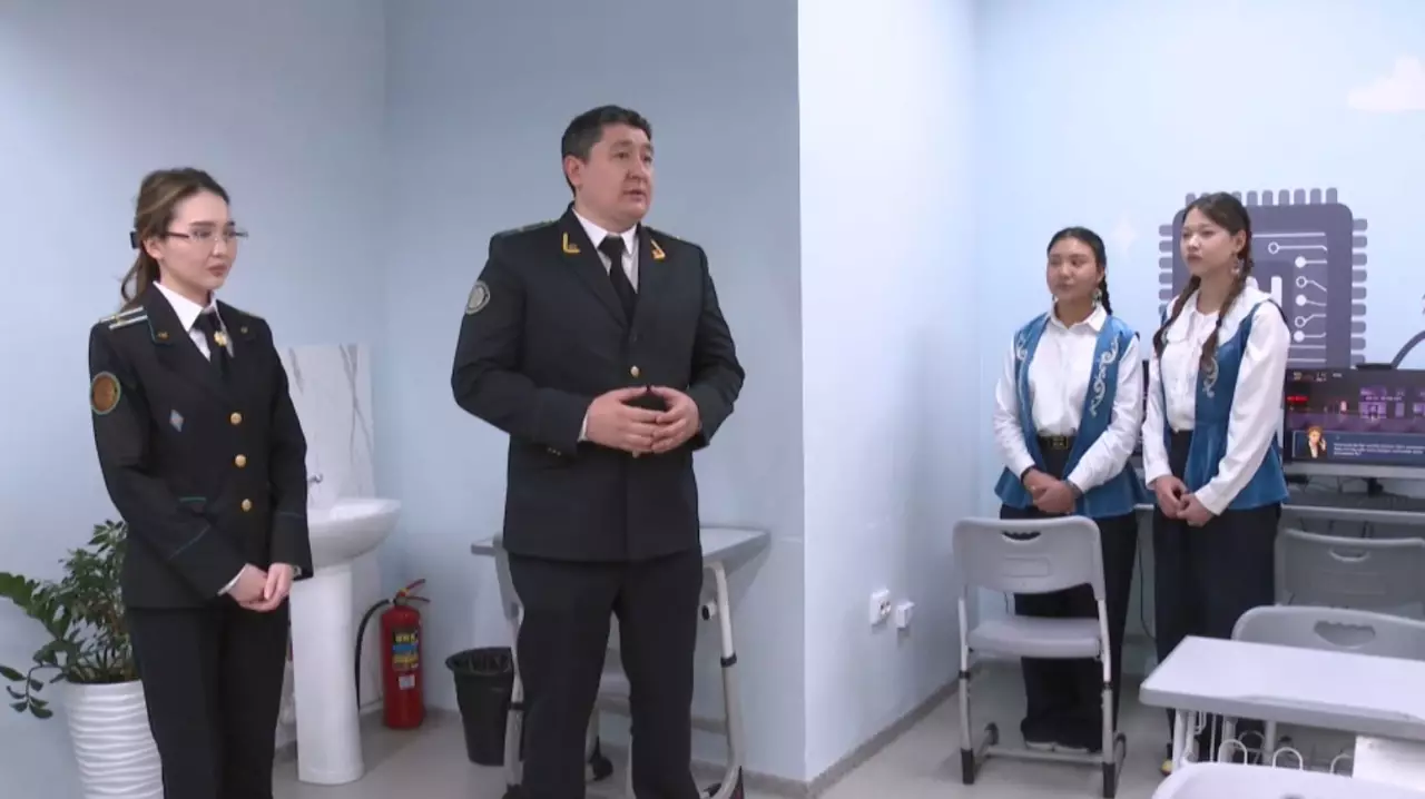 Алматыда студенттер мен оқушылар «Қаржы сақшысы» интерактивті ойынын меңгеріп жүр