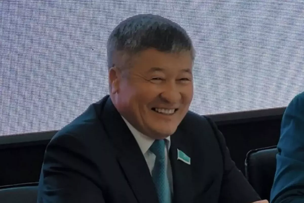 Даулет Турлыханов покинул пост президента федерации борьбы Казахстана