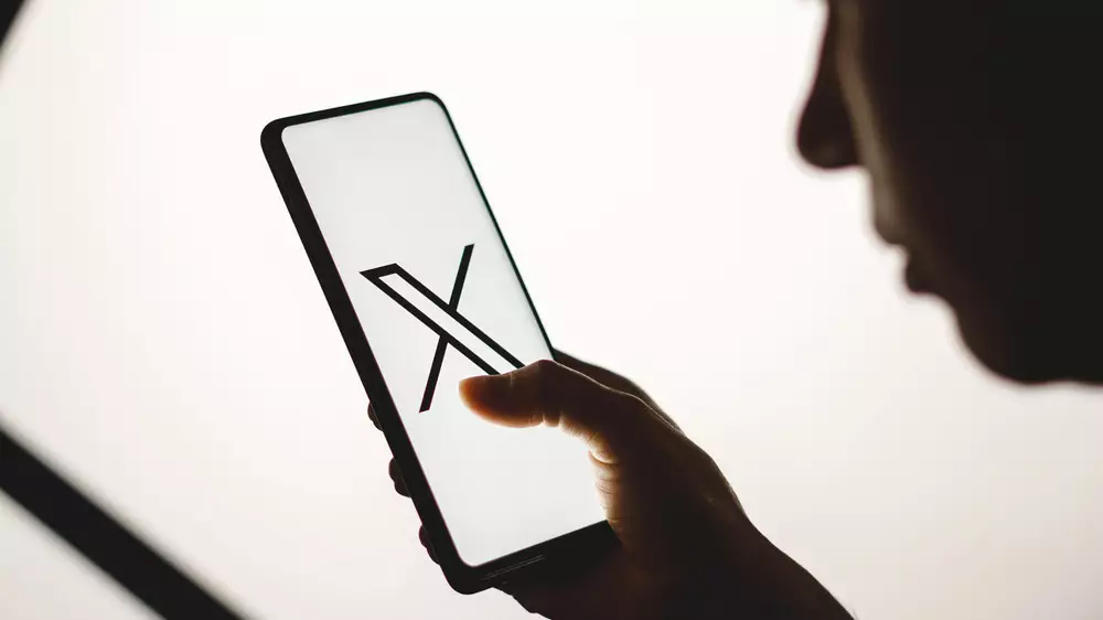 Евросоюз наложил многомиллионный штраф на социальную сеть Илона Маска