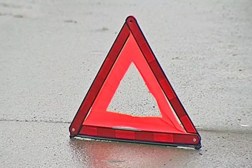 В Усть-Каменогорске фура сбила трёх женщин на пешеходном переходе