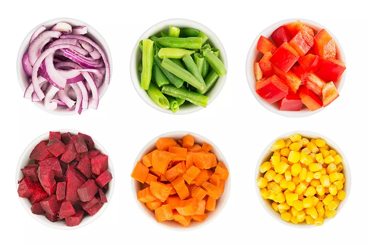 Казахстан начал строительство завода по переработке фруктов и овощей мощностью 70 тысяч тонн в Алматы.