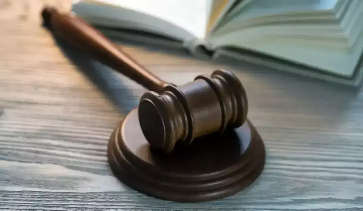 Ақтауда жасөспірім «қоқыс» деген сөзі үшін сот алдында жауап берді