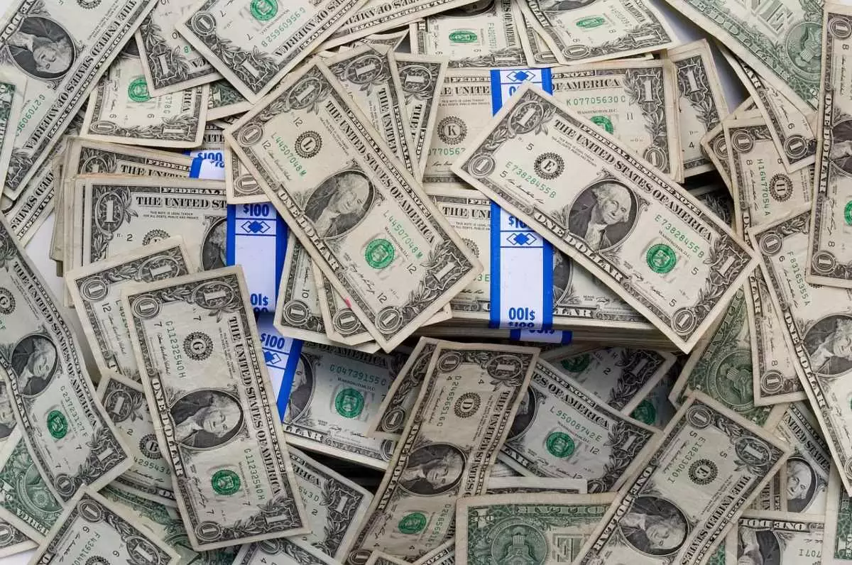 Қазақстандағы айырбастау пункттері ассоциациясы доллар сатуды тоқтату туралы қауесеттерді жоққа шығарды