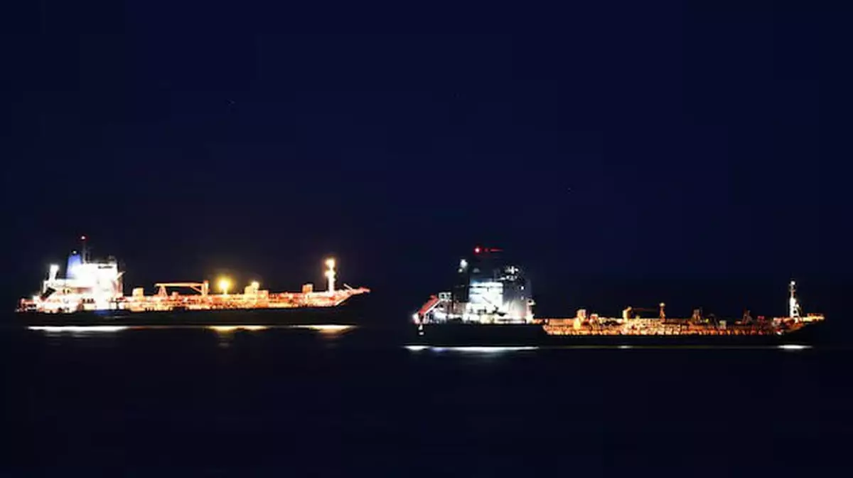 G7 и ЕС готовят полный запрет на морские перевозки российской нефти