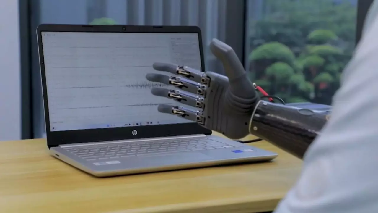 Қытайлар ерекше протез жасап шығарды 