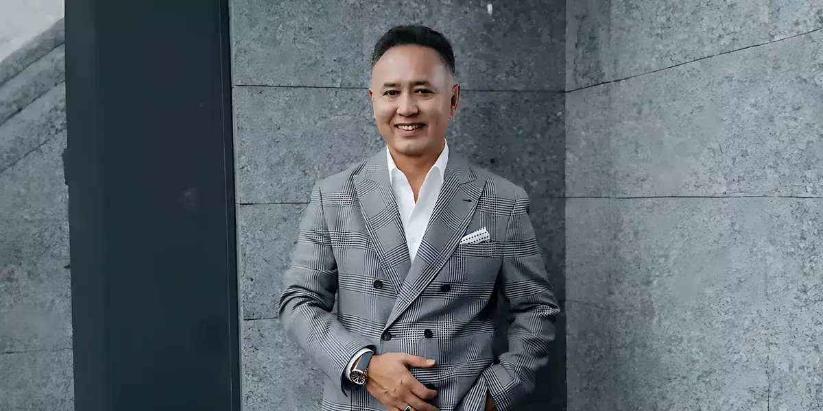 «Бірінші некемде жақсы әке бола алмадым»: Тұрсын Алагөзов отбасы бар шындықты жайып салды