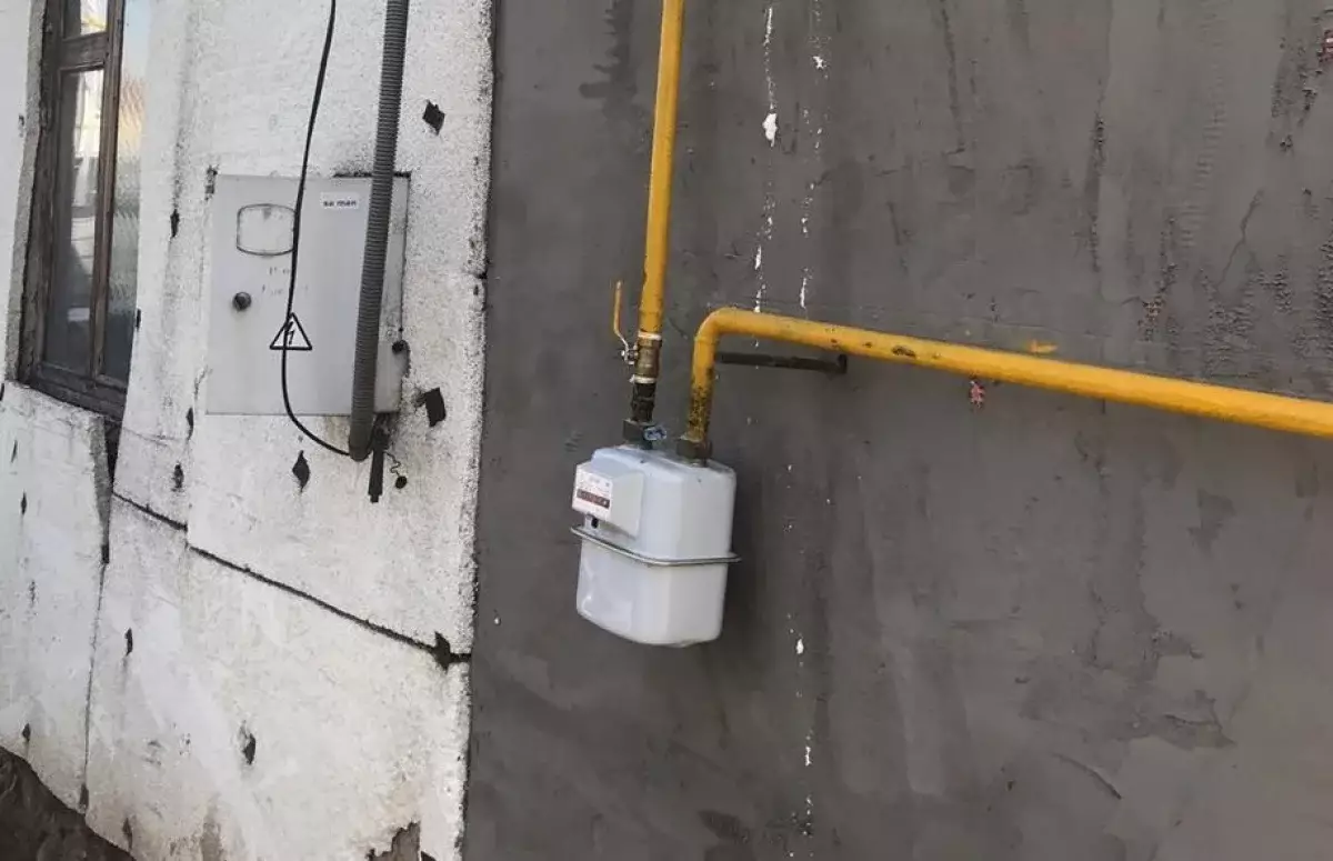 В Алматы продолжается газификация домов социально уязвимых жителей города