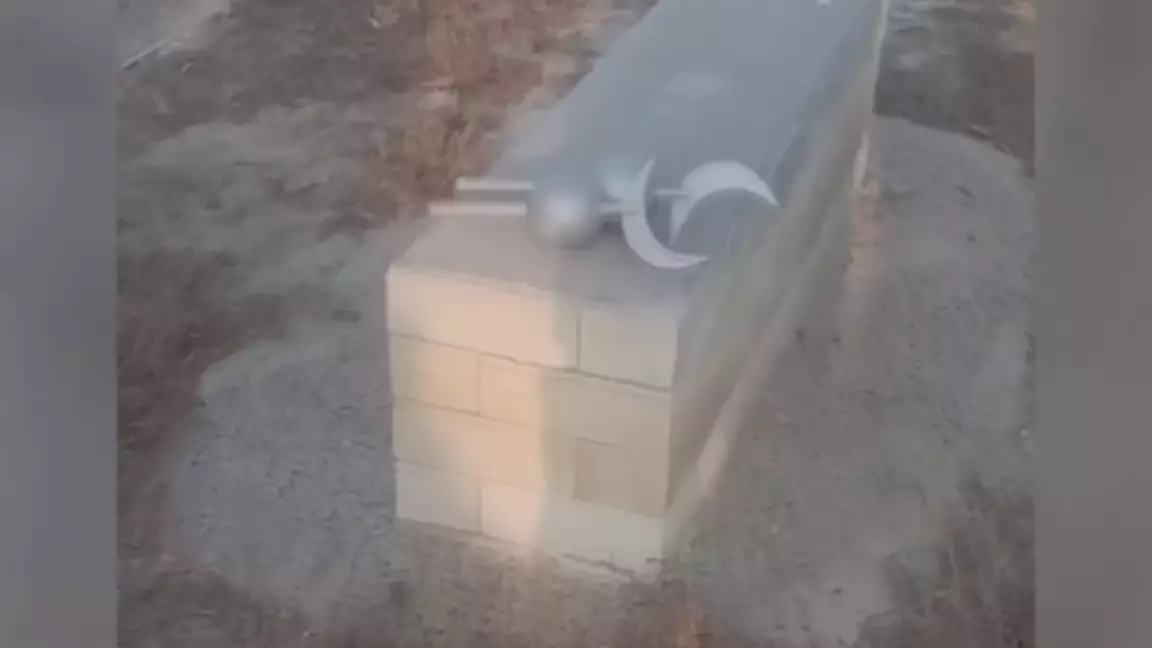 Атырауда зиратты талқандады деген күдіктілер ұсталды