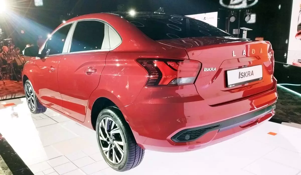 «Лосиный тест» показал сильные и слабые стороны Lada Iskra