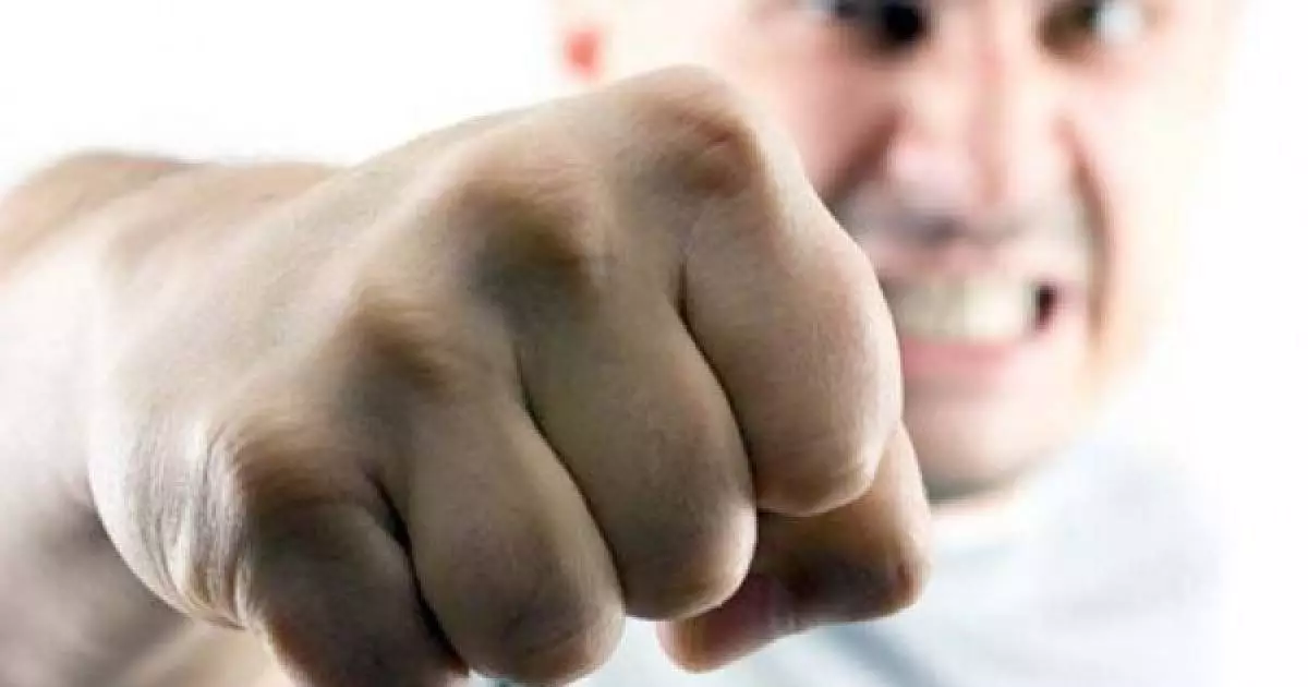  Чиновника в Туркестанской области рекомендовали уволить после драки 