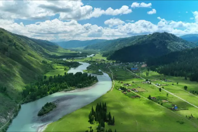 Қазақстанның Швейцариясы: ШҚО-дағы Коробиха туристердің таңдауына айналуда