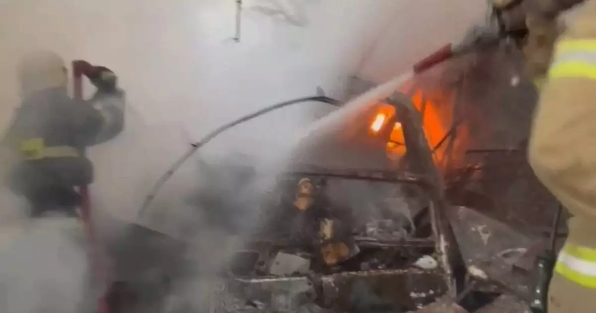  Алматыда екі ғимарат пен бірнеше көлік өртке оранды 