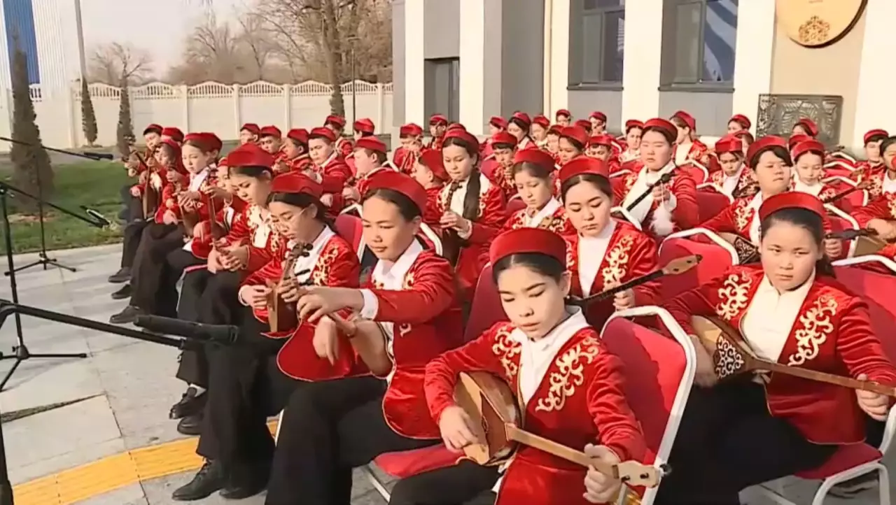 Түркістан облысында қайтарылған активтер есебінен өнер мектебі ашылды