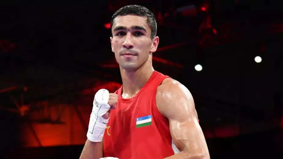Олимпийскому чемпиону из Узбекистана сорвали старт на ЧМ-2025 по боксу 