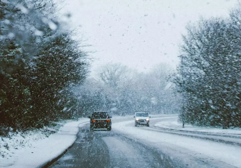 Какие трассы закрыли из-за непогоды в Казахстане