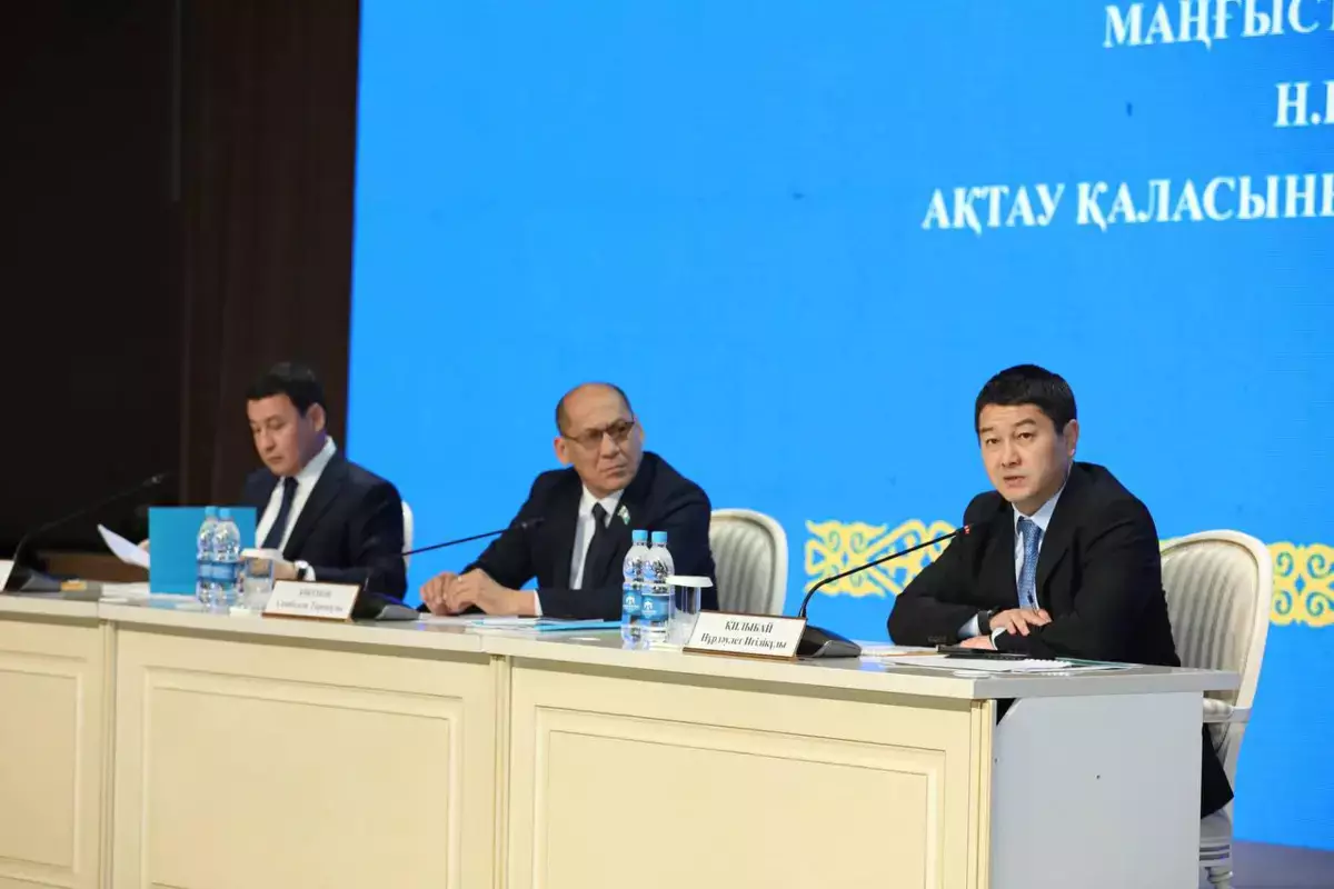 Встреча с акимом области: жители Мангистау раскритиковали власти за нерешенные коммунальные проблемы - новости на Lada.kz 06.12.2025