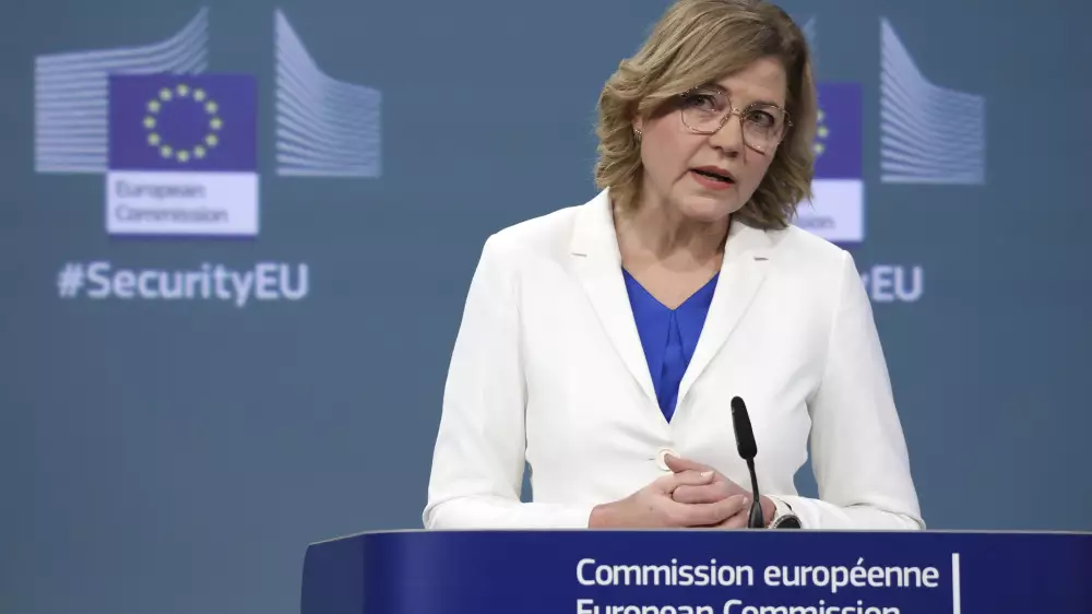 “Еще больше штрафов будет“: ЕК завершает ещё несколько расследований в  отношении соцсетей