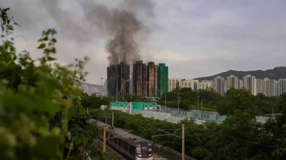 В Китае недовольны тем, как иностранные СМИ освещали крупнейший за 80 лет пожар в Гонконге