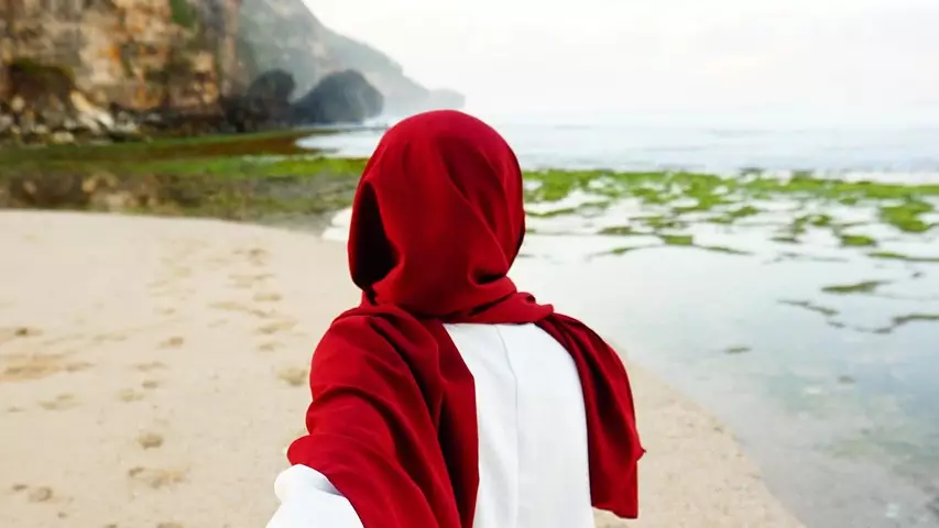 Иранда марафон ұйымдастырушылары хиджабсыз әйелдер үшін қамауға алынды